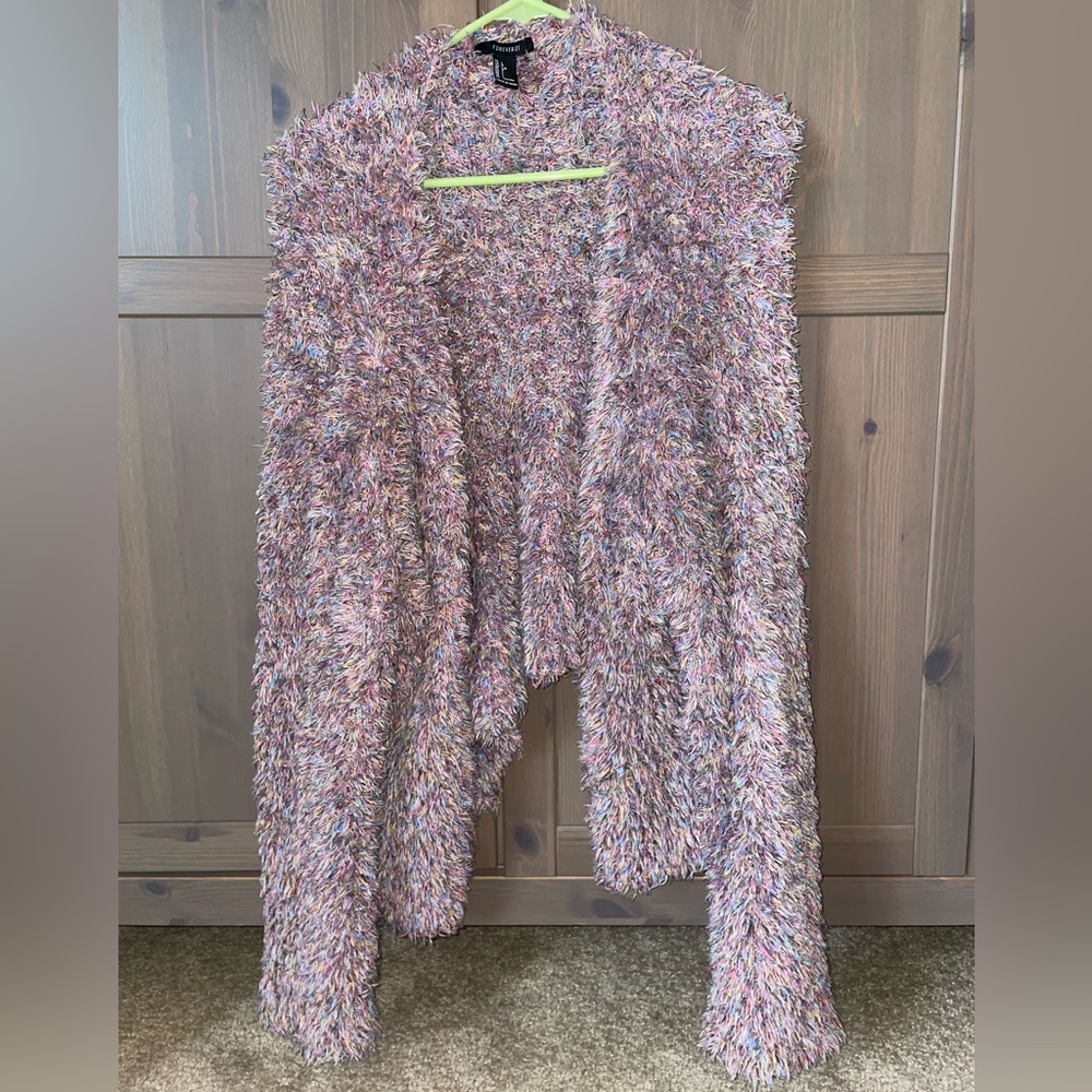 Fuzzy cardigan - Picture 2 of 2